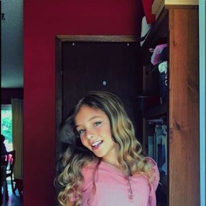 Meet your Posher, Kandi